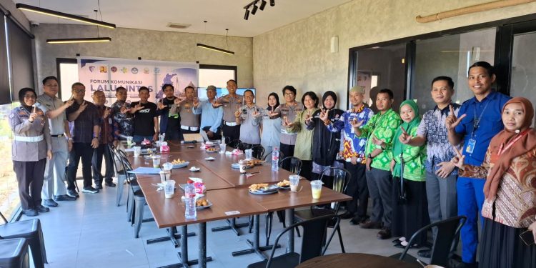 Forum Komunikasi Lalu Lintas Bahas Penanganan Kecelakaan dan Perbaikan Infrastruktur Jalan di Pinrang