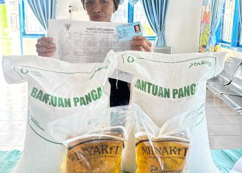 321 KPM Desa Samaenre Terima Bantuan Pangan untuk Ringankan Beban Ekonomi