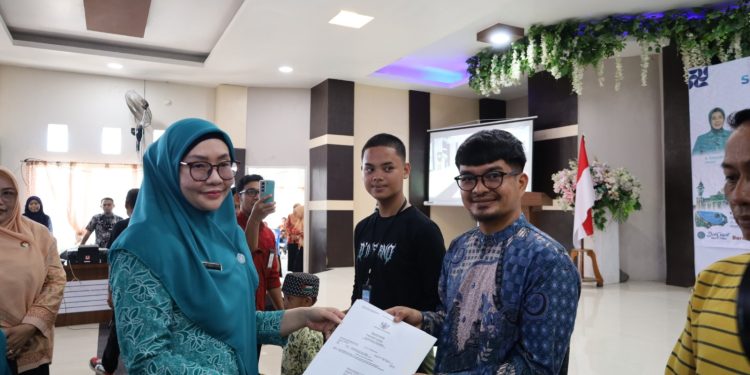 PKK Pinrang Gencarkan Sosialisasi KISAK untuk Tertib Administrasi Kependudukan 