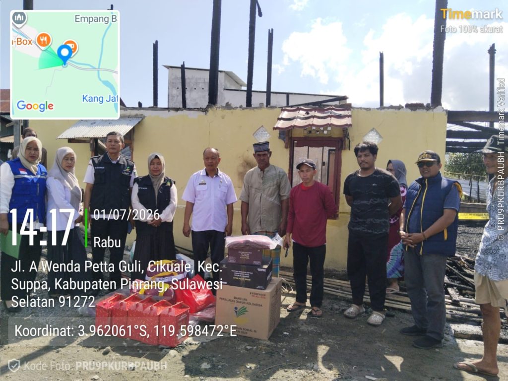 Rumah Panggung di Suppa Terbakar, Dinsos Pinrang Salurkan Bantuan untuk Korban