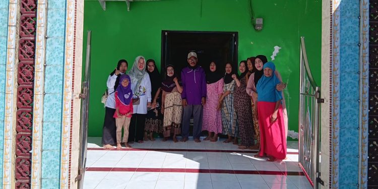 KUA Duampanua Gerakkan Bersih 11 Masjid, Wujudkan Ibadah yang Nyaman
