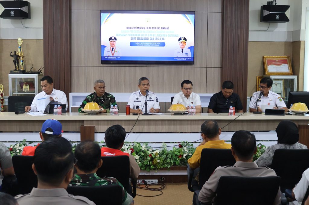 Pemkab Pinrang Bentuk Tim Terpadu Atasi Kelangkaan BBM dan LPG