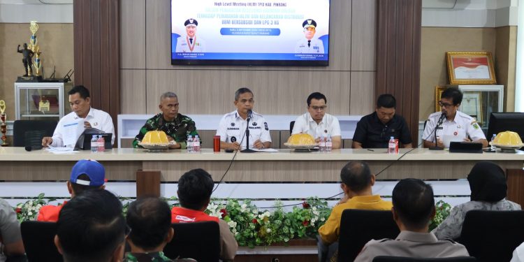 Pemkab Pinrang Bentuk Tim Terpadu Atasi Kelangkaan BBM dan LPG