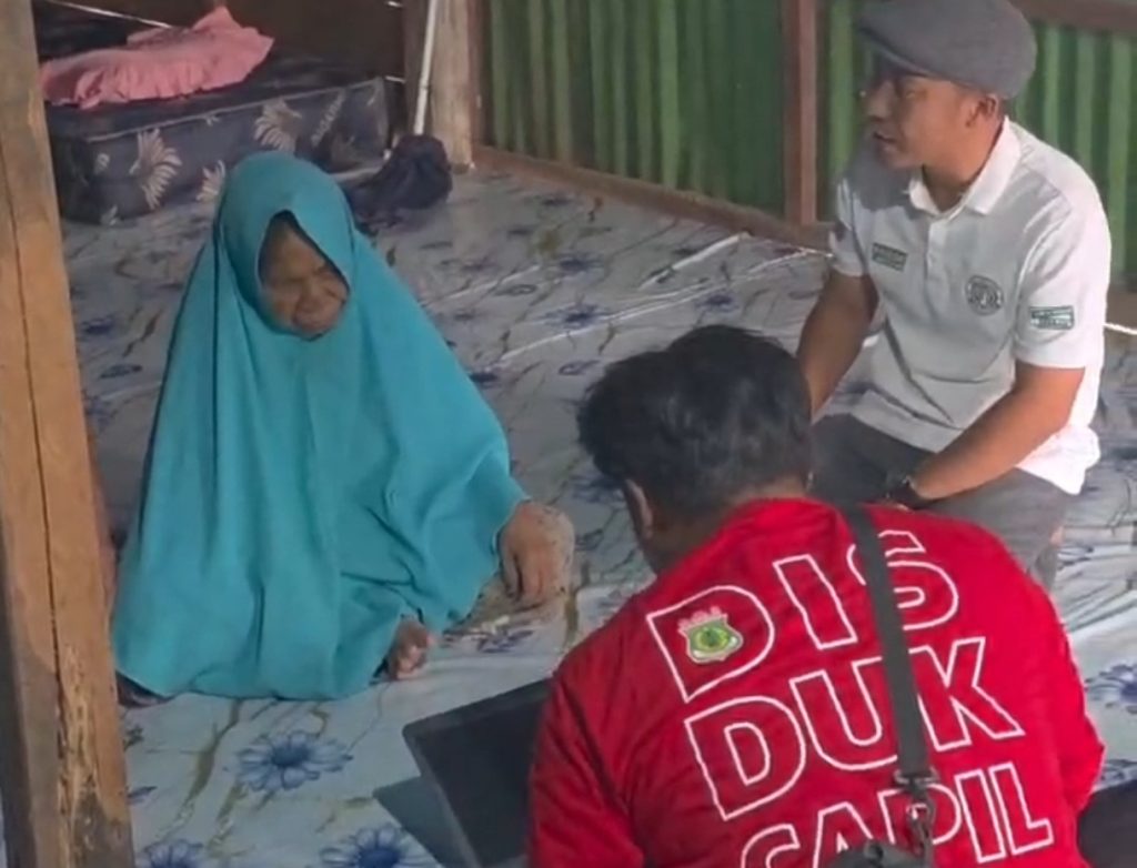 Kades Tanra Tuo Bergerak, Dukcapil Jemput Bola